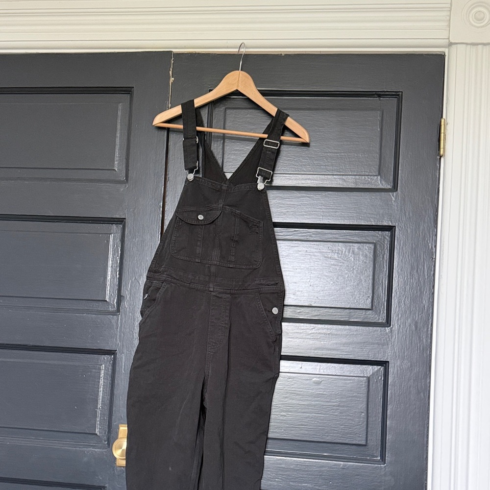 Women's outerknown Black Denim Overalls never been worn